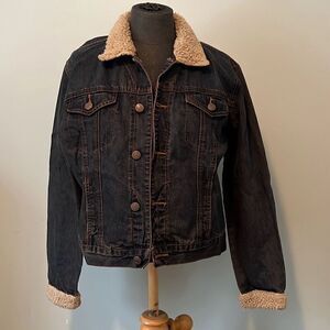 No Boundaries Women's Army Tint Denim Sherpa Collar Cuffs Jean Jacket